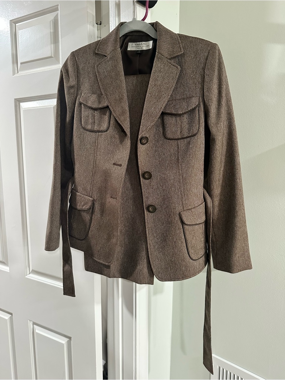 Tahari Arthur S. Levine Vintage Brown Herringbone Belted Blazer with Pants
